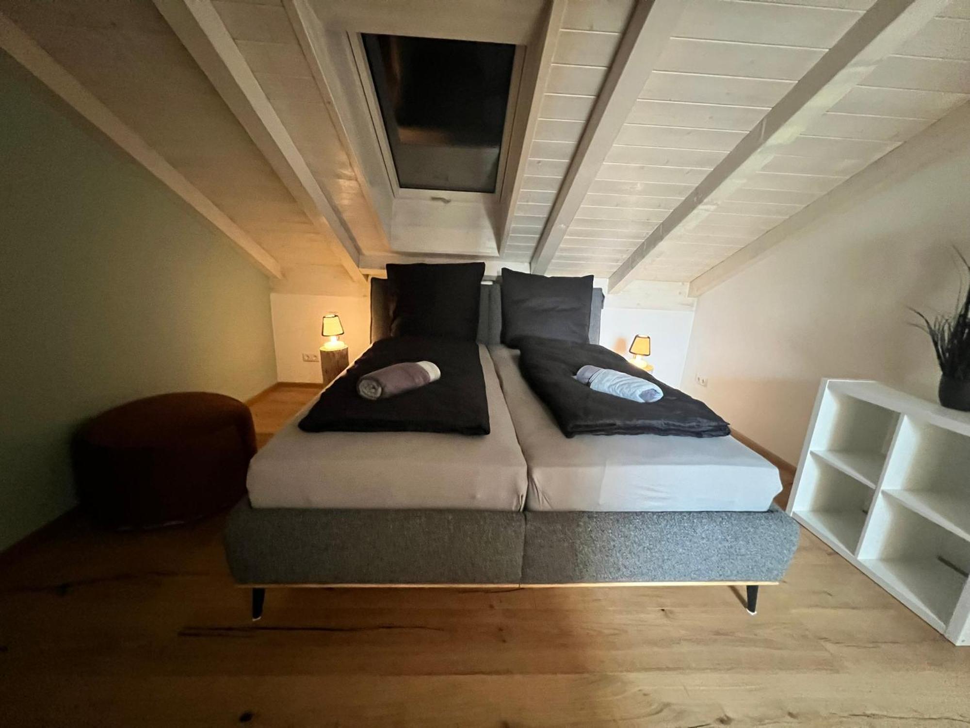 Stay Nice Apartments Dorfen Naehe Muenchen Jacuzzi Grillkota 75 Zoll Tv Luaran gambar