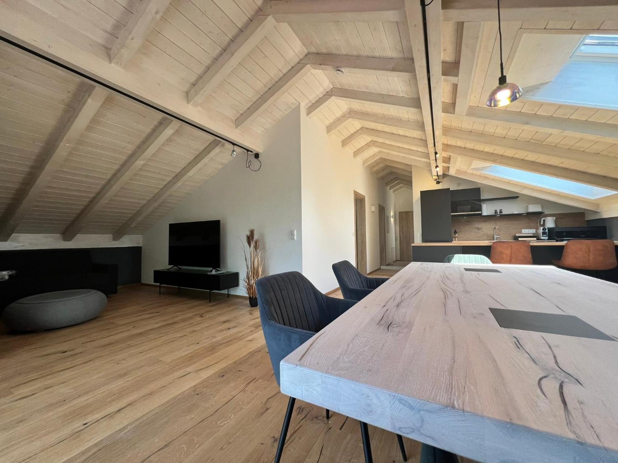 Stay Nice Apartments Dorfen Naehe Muenchen Jacuzzi Grillkota 75 Zoll Tv Luaran gambar